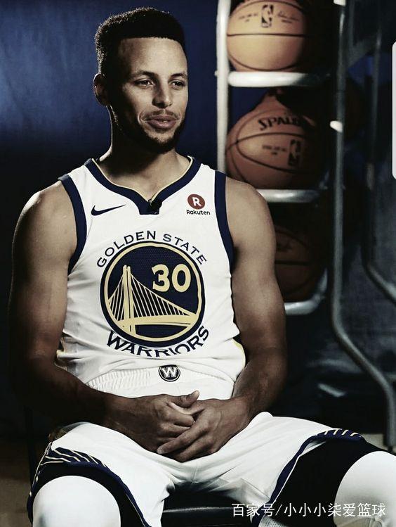 欧联杯：利物浦5-1布拉格斯巴达，努涅斯戴帽