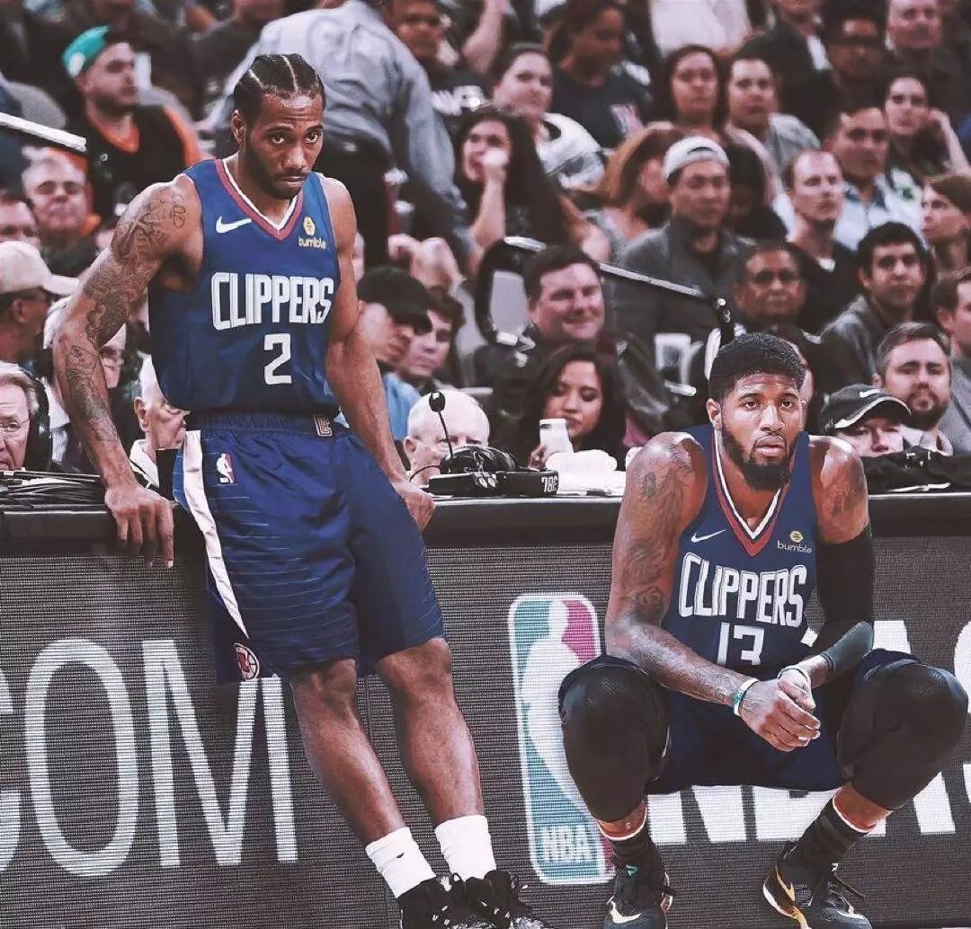 狂轰50分，爆砍42分！从鱼腩晋升夺冠热门，NBA被低估的球星诞生