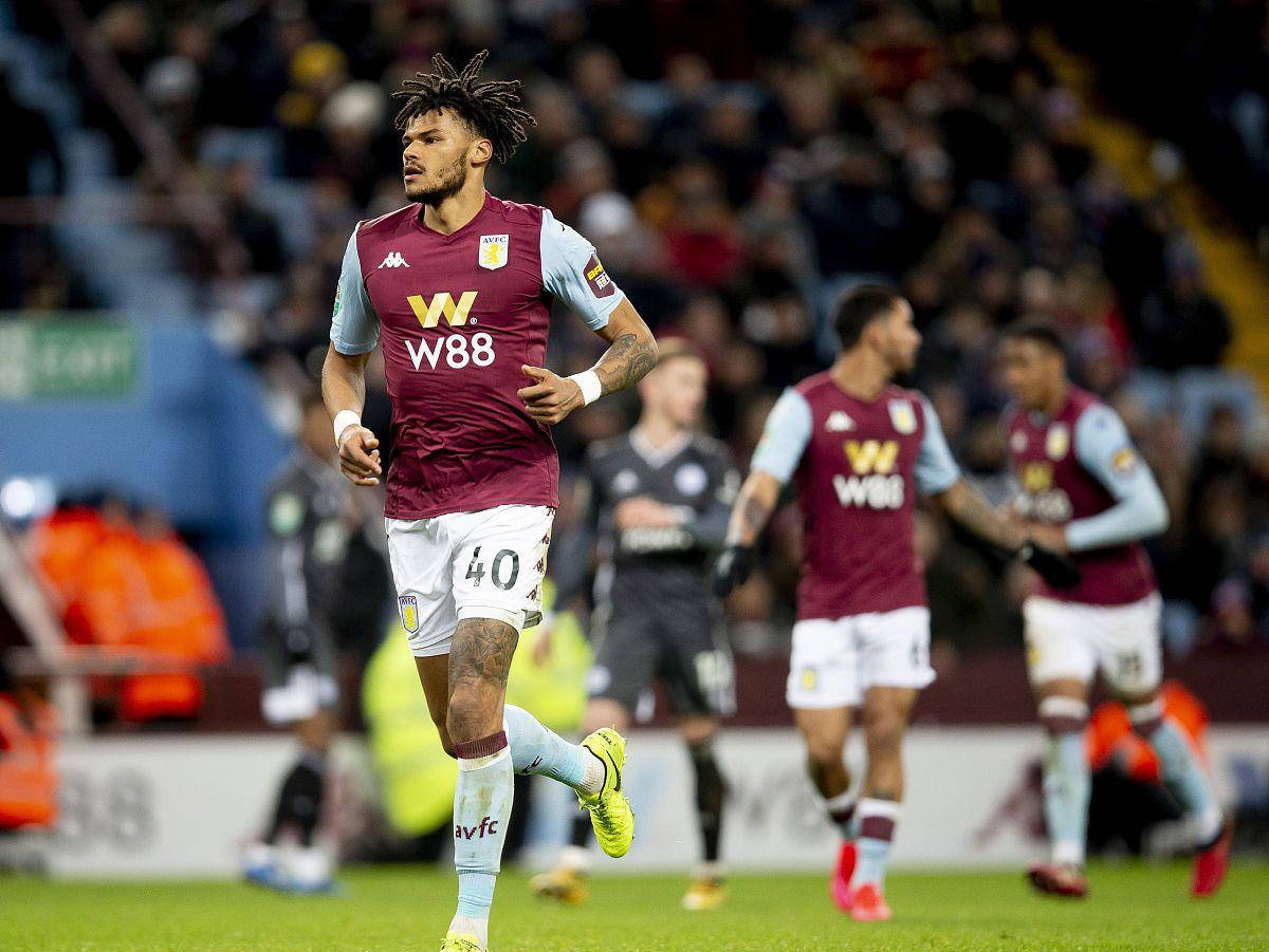 《圣歌》停服前一周 玩家集结完成“最后一次飞行”