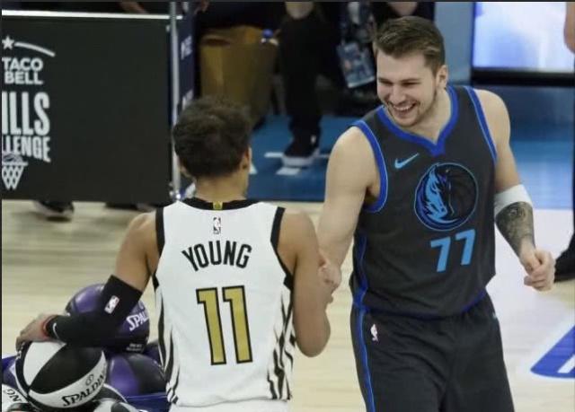 意甲第十四轮：萨索洛3-1逆转佛罗伦萨，紫百合陷入困境