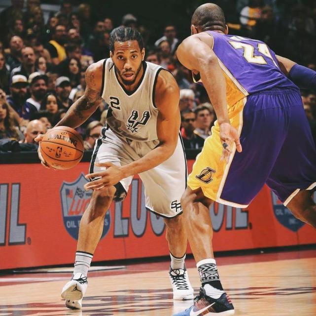 旭旭宝宝直播被误封，现场怒喷超管要求赔钱，事后：不得不低头啊